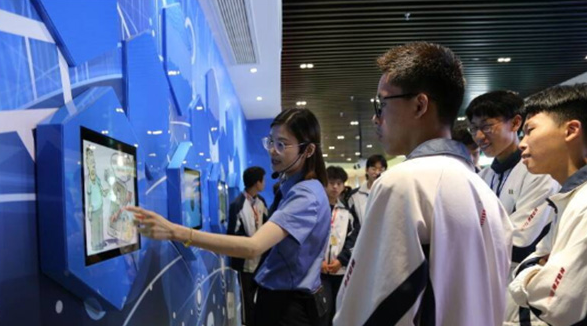 <b>青少年法治基地展厅怎样搭建？</b>